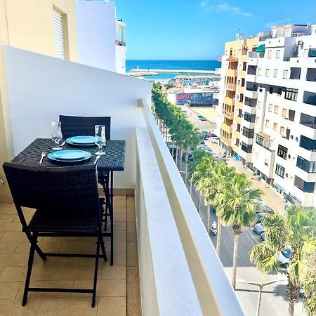 Apartamento Millenium Vista Mar- 2 Passos Da Praia Quarteira Eksteriør billede