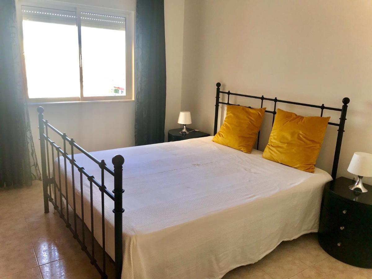 Apartamento Millenium Vista Mar- 2 Passos Da Praia Quarteira Eksteriør billede