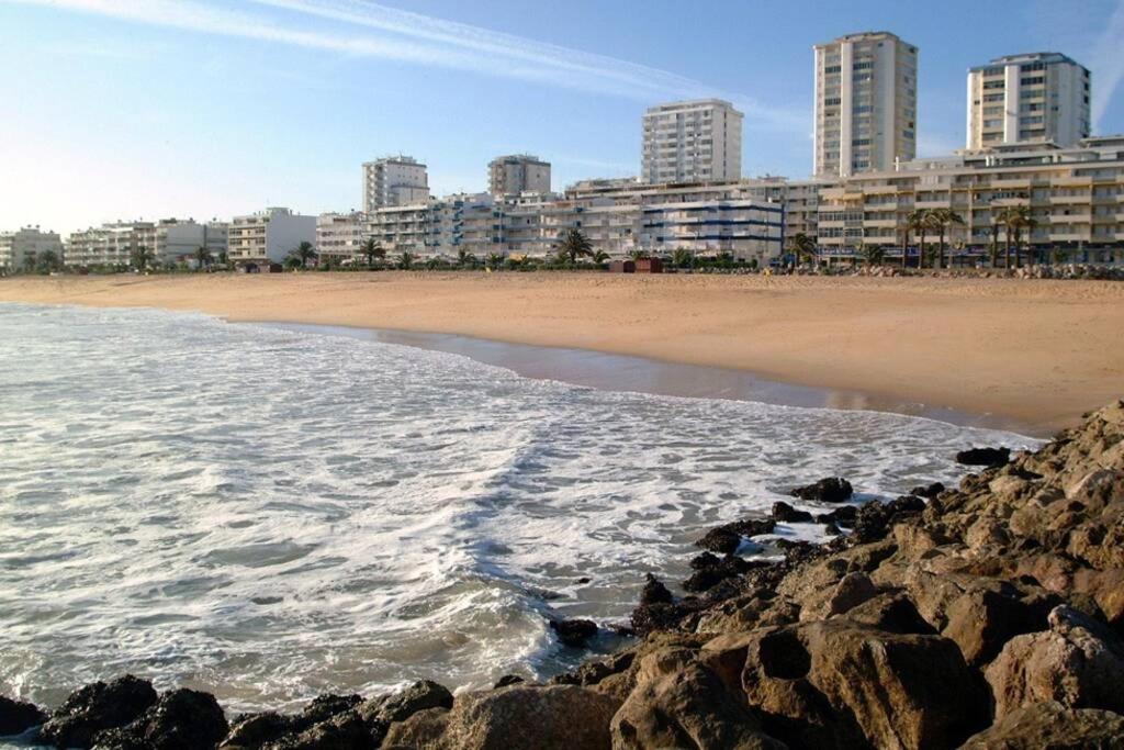 Apartamento Millenium Vista Mar- 2 Passos Da Praia Quarteira Eksteriør billede