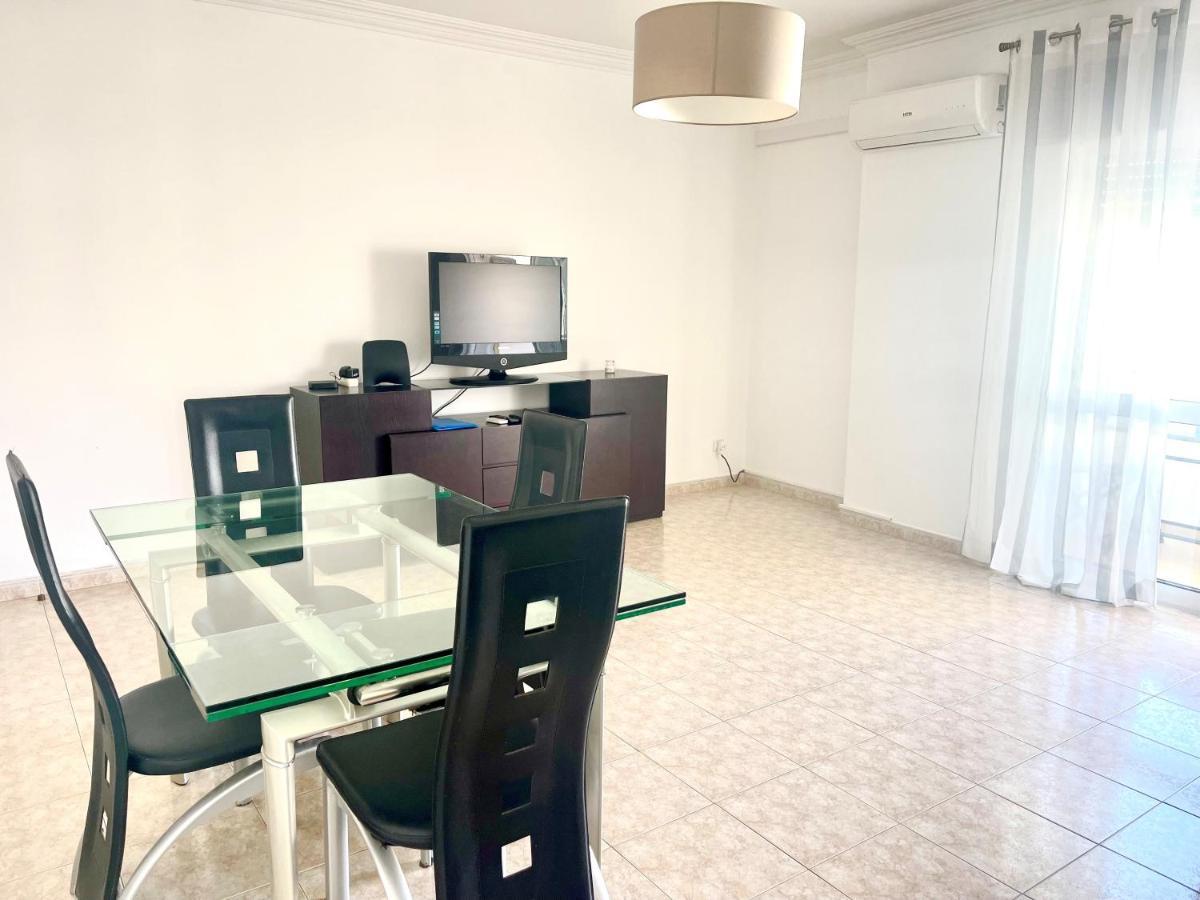 Apartamento Millenium Vista Mar- 2 Passos Da Praia Quarteira Eksteriør billede